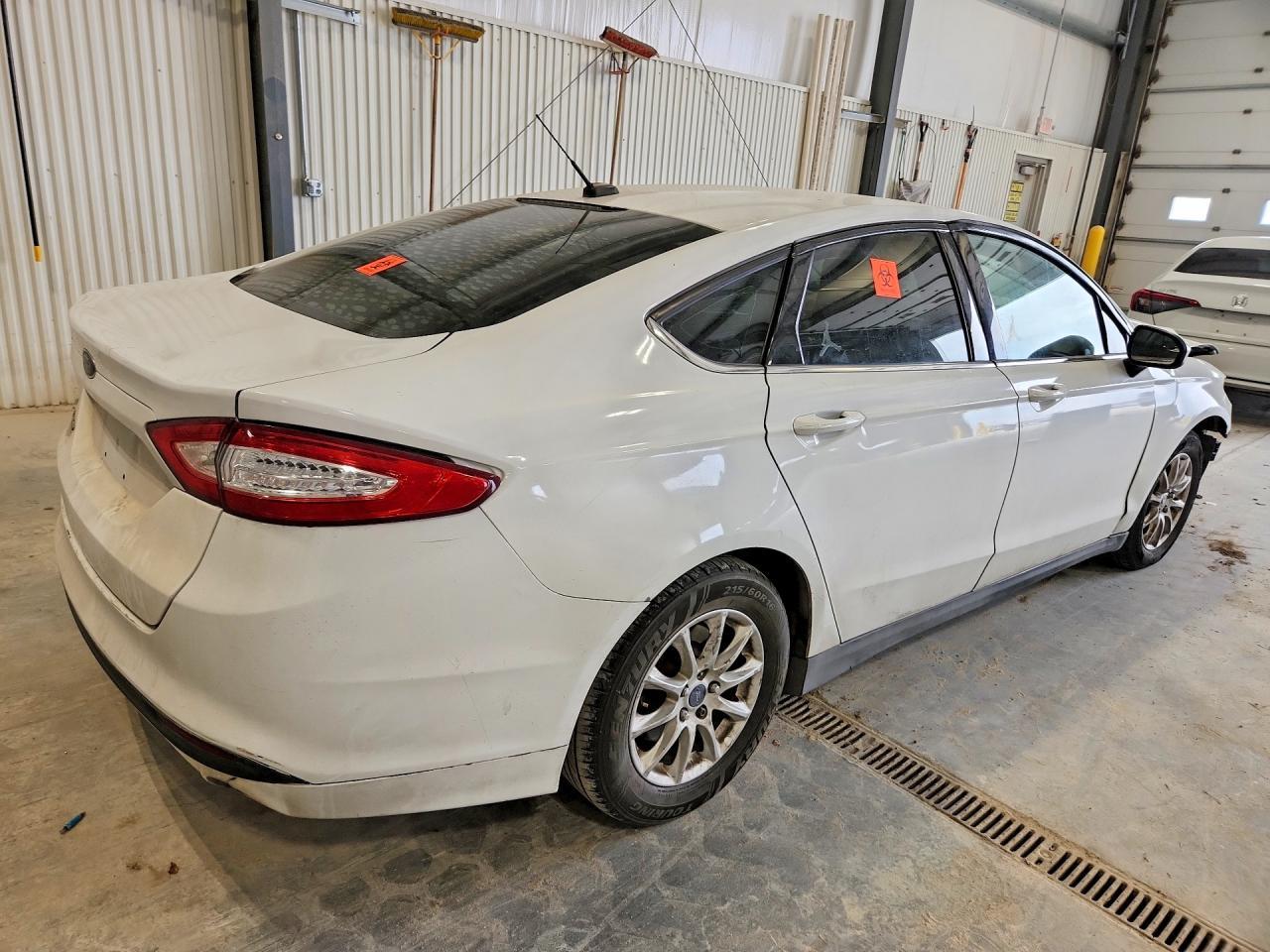 2016 Ford Fusion S - Image 3