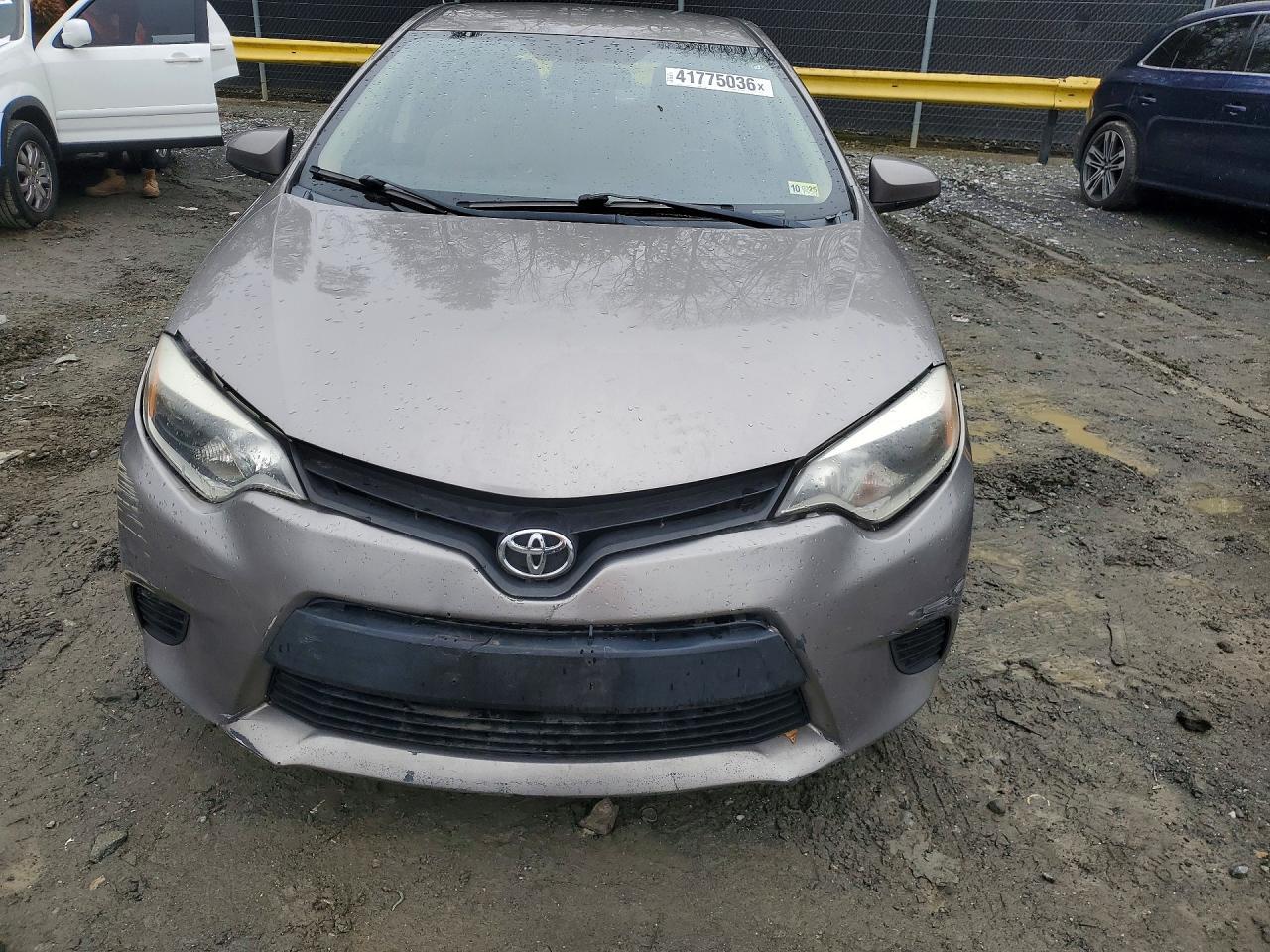 2014 Toyota Corolla Le - Фото 5