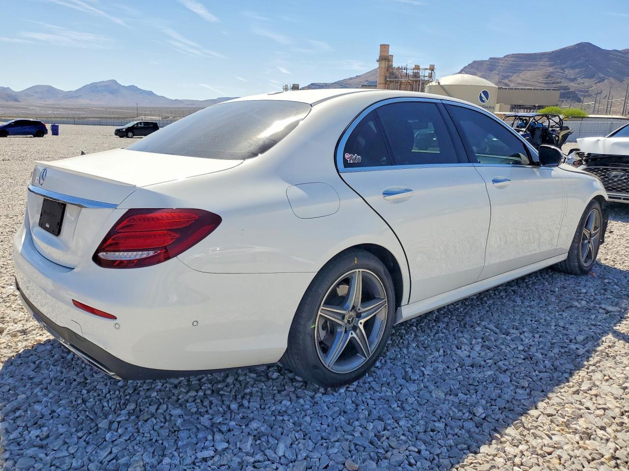 2018 Mercedes-Benz E 300 - Image 3