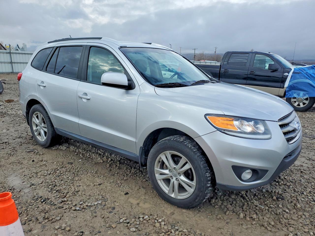 2012 Hyundai Santa Fe Se - Image 4