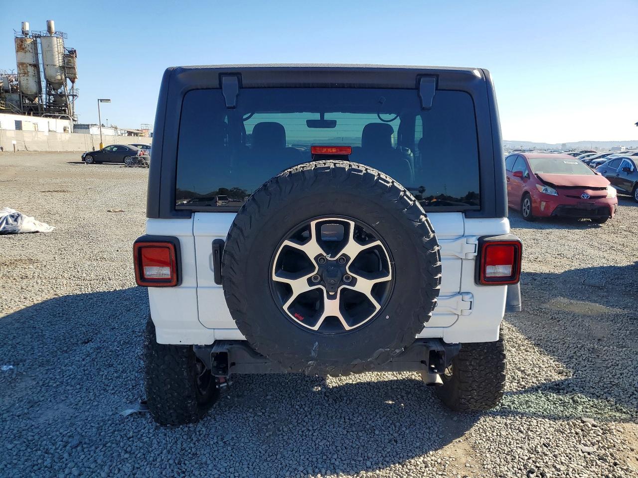 2022 Jeep Wrangler Rubicon - Фото 6
