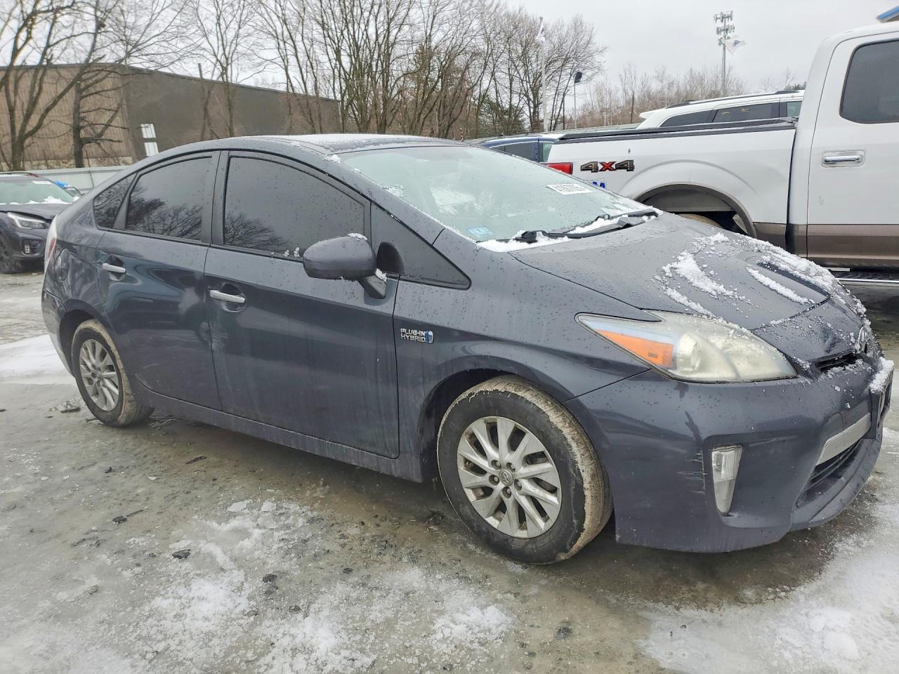 2012 Toyota Prius Plug-In Hybrid Base - Фото 4