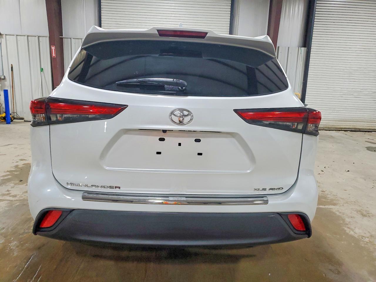 2022 Toyota Highlander Xle - Фото 6