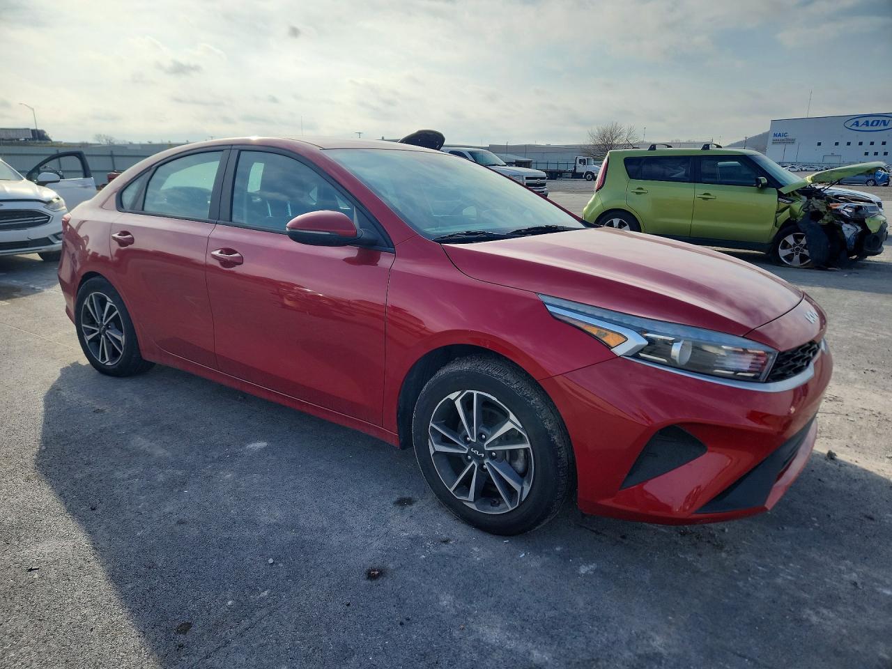 2023 Kia Forte Lxs - Фото 4