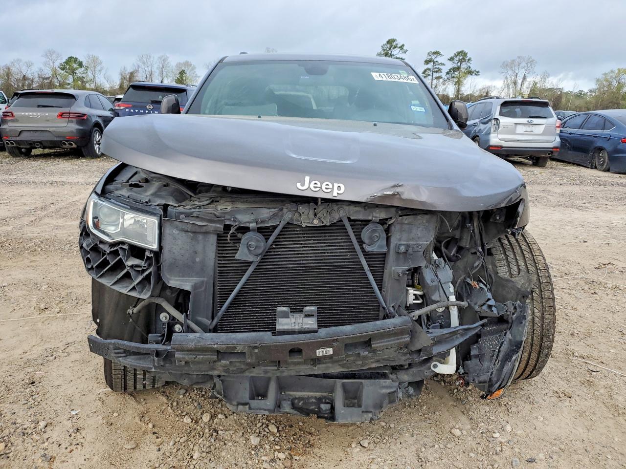 2021 Jeep Grand Cherokee Laredo - Image 5