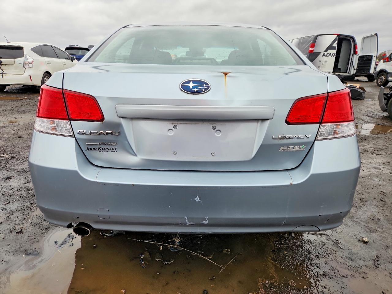 2013 Subaru Legacy 2.5I Premium - Image 6