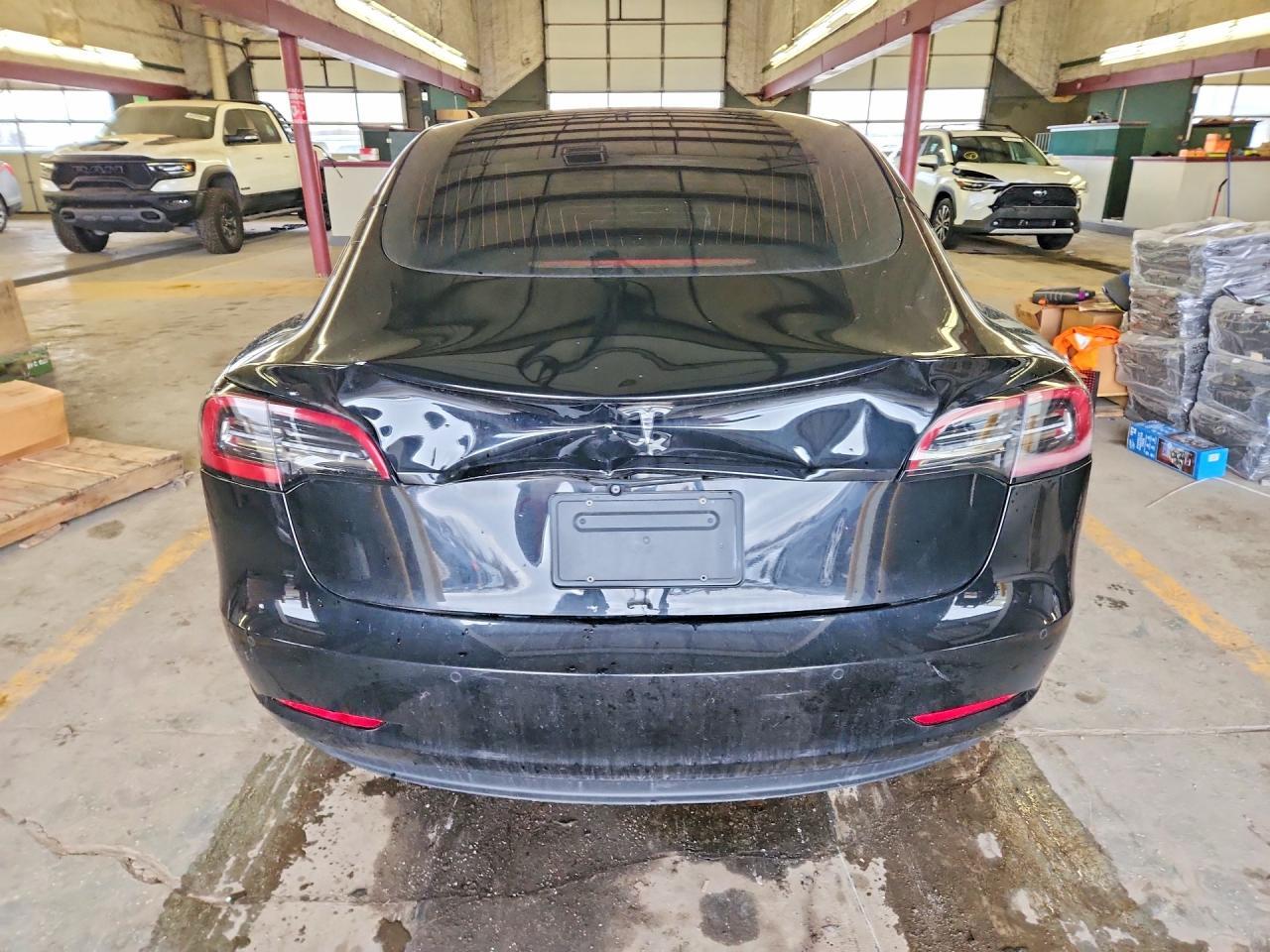 2019 Tesla Model 3 - Image 6