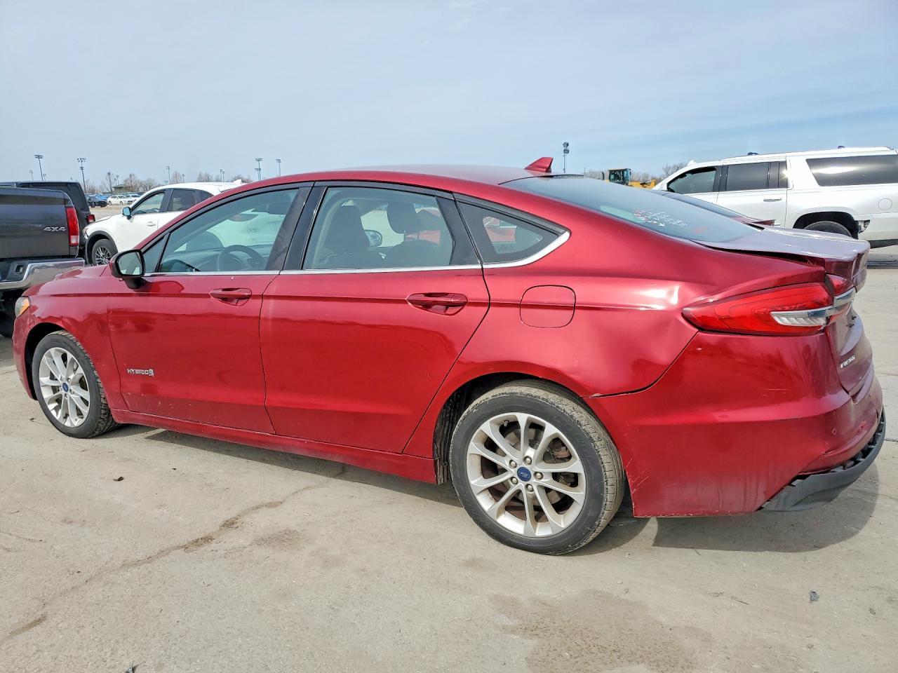 2019 Ford Fusion - Image 2