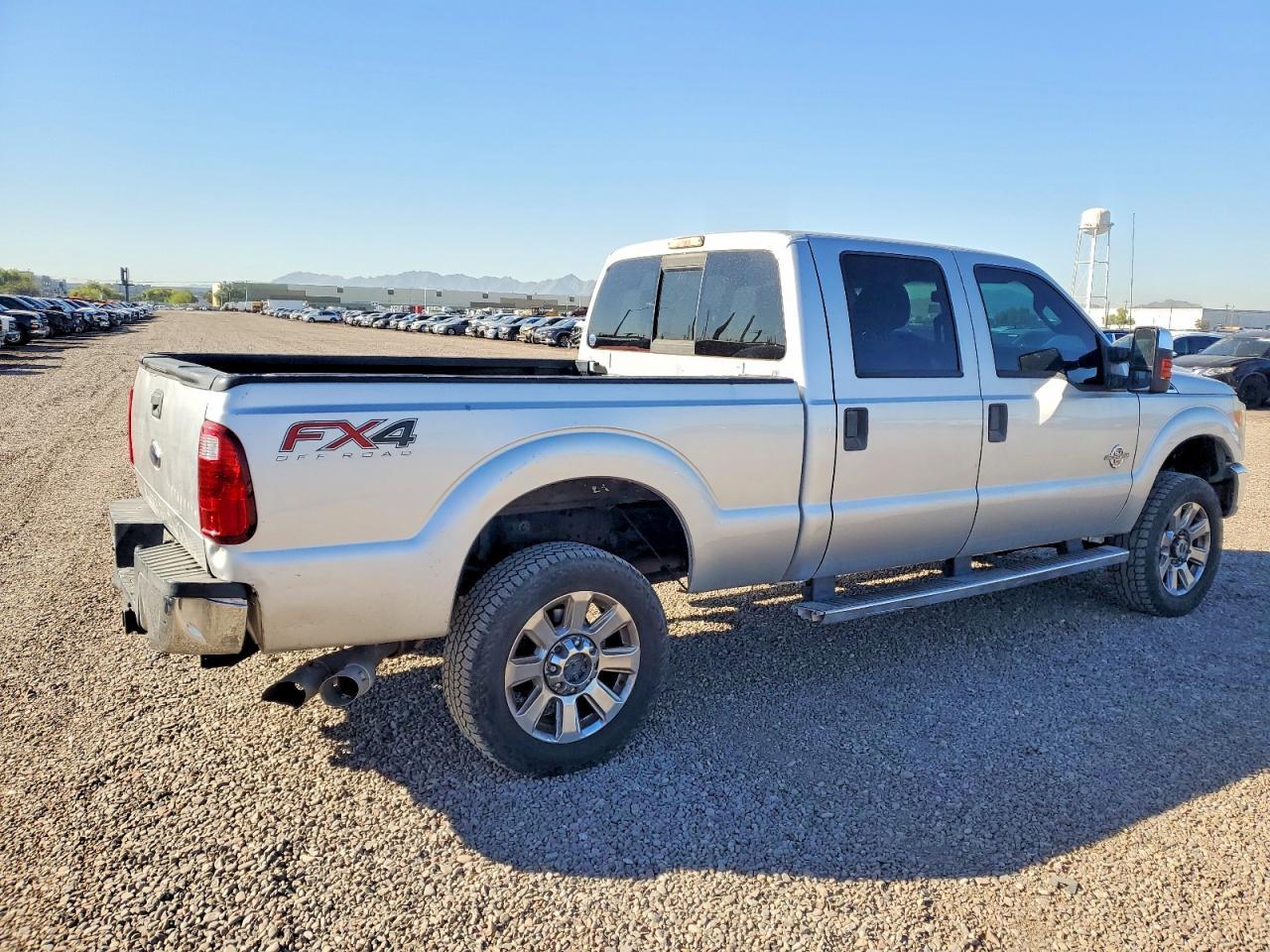 2011 Ford F350 Super Duty - Фото 4