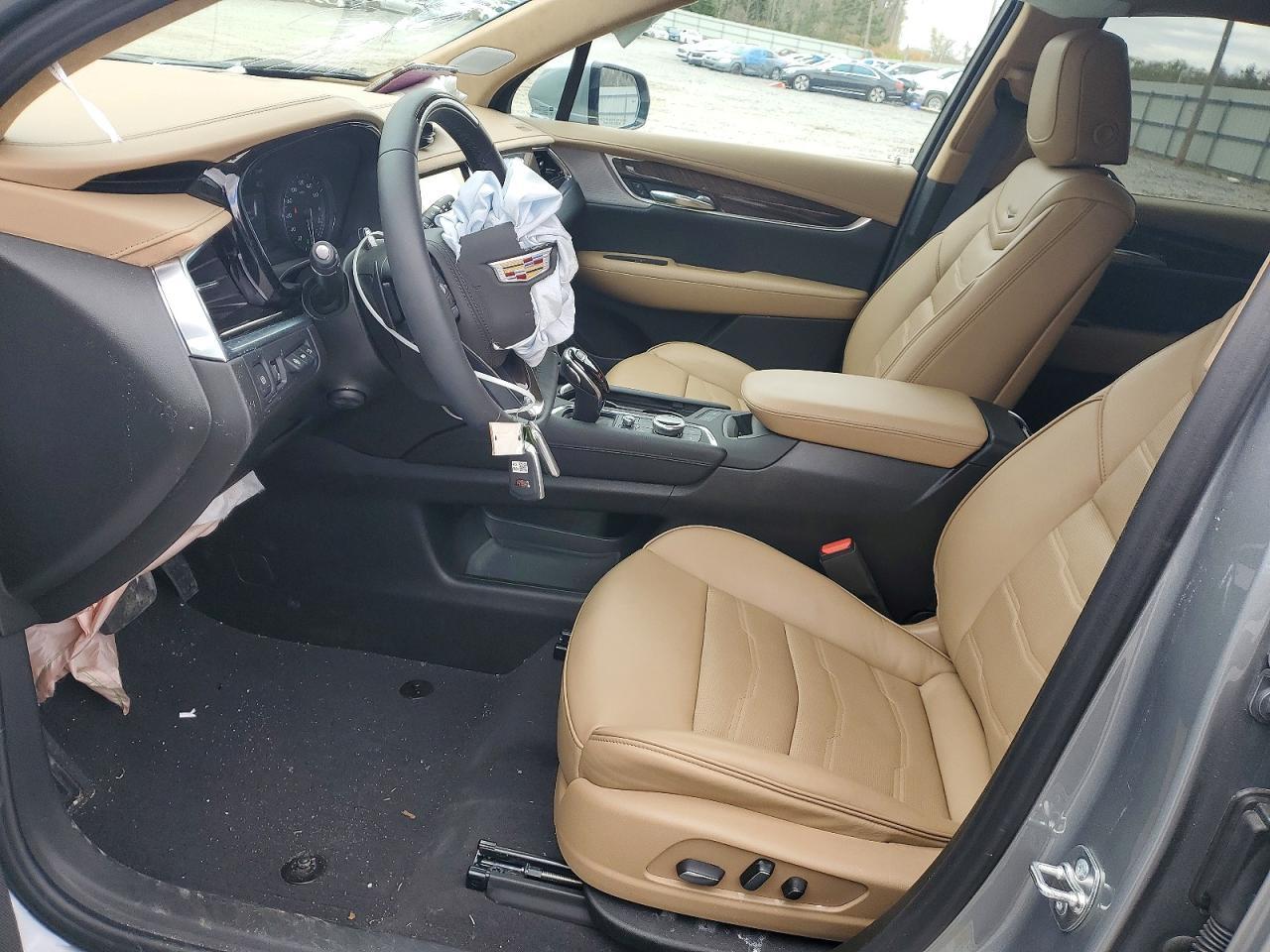 2025 Cadillac Xt6 Platinum Premium Luxury - Image 7