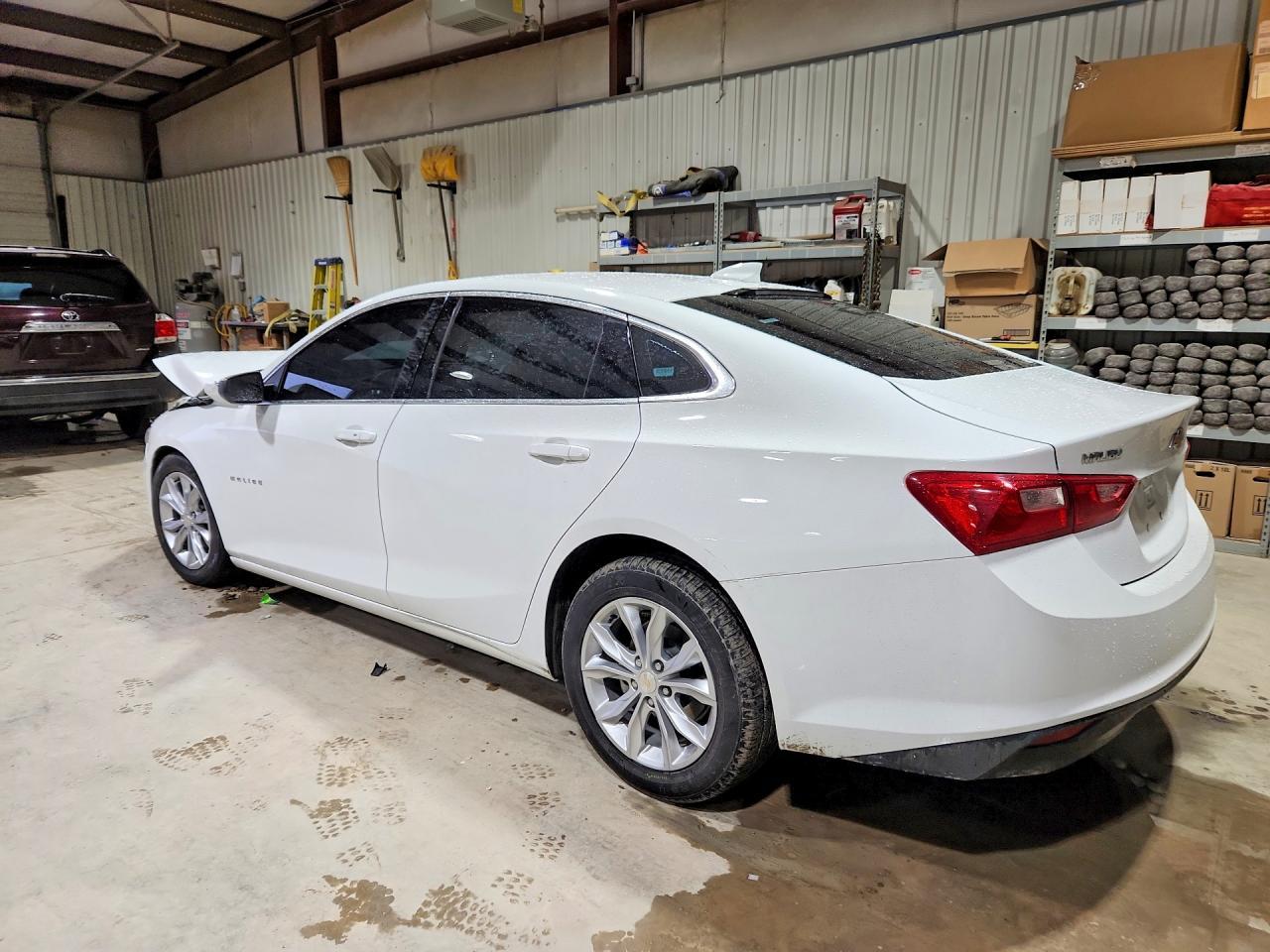 2023 Chevrolet Malibu Lt - Image 2