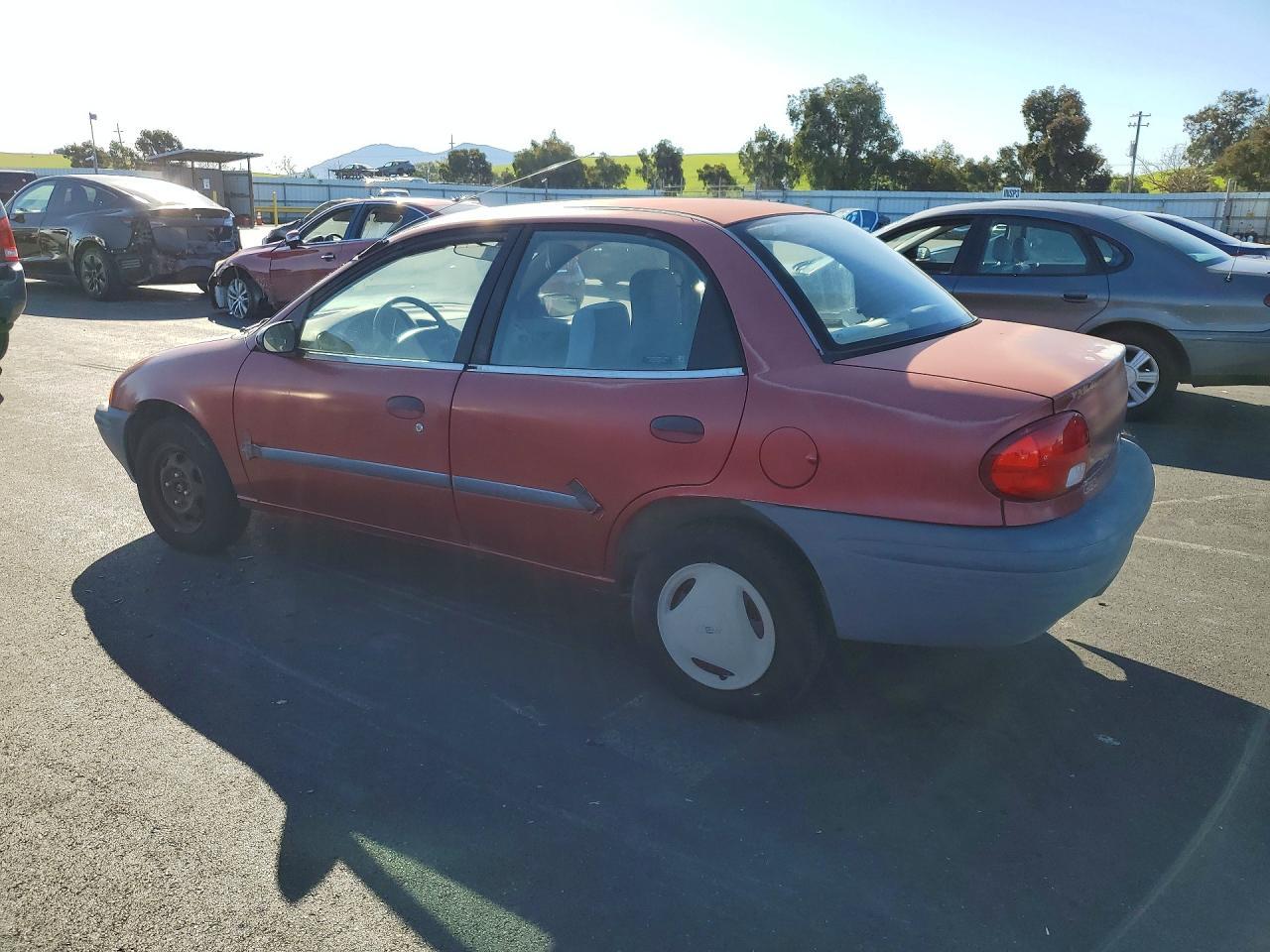 1996 Geo Metro Lsi 4D Sedan - Фото 2