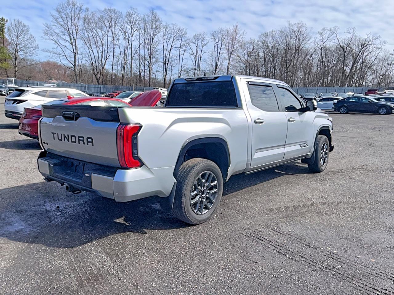 2024 Toyota Tundra Platinum - Фото 4