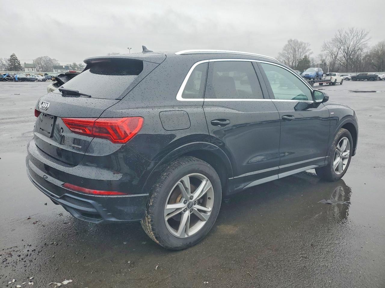 2021 Audi Q3 Premium S Line 45 - Фото 3