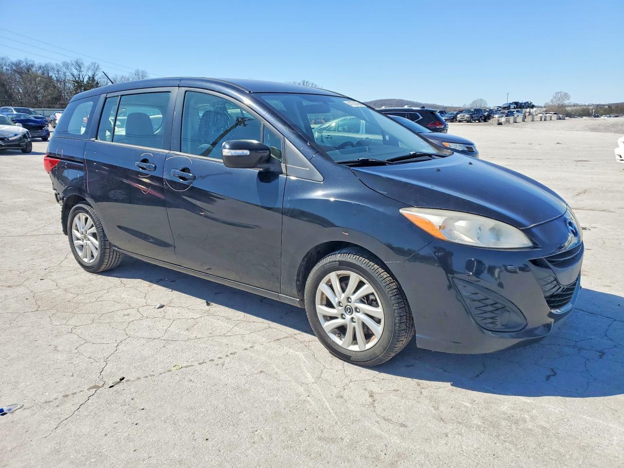 2013 Mazda 5 - Image 4