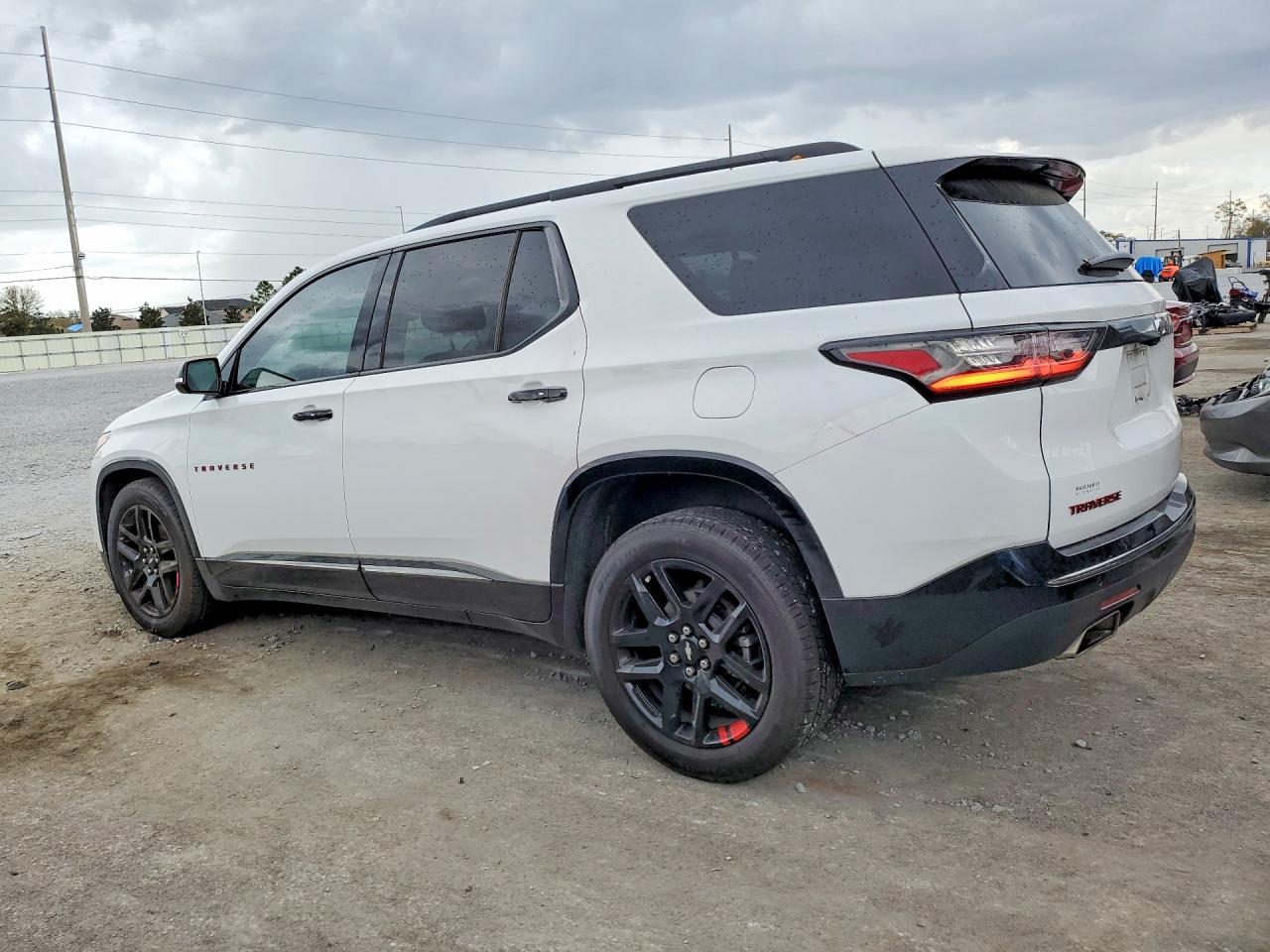 2019 Chevrolet Traverse Premier - Image 2