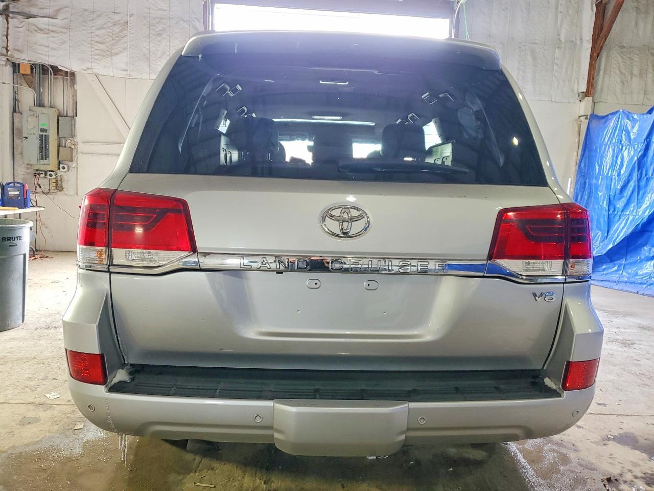 2016 Toyota Land Cruiser Base - Фото 6