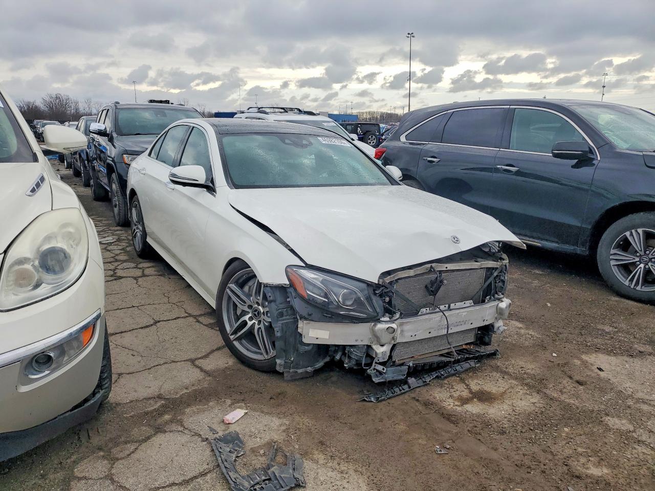 2018 Mercedes-Benz E 300 4Matic - Image 4