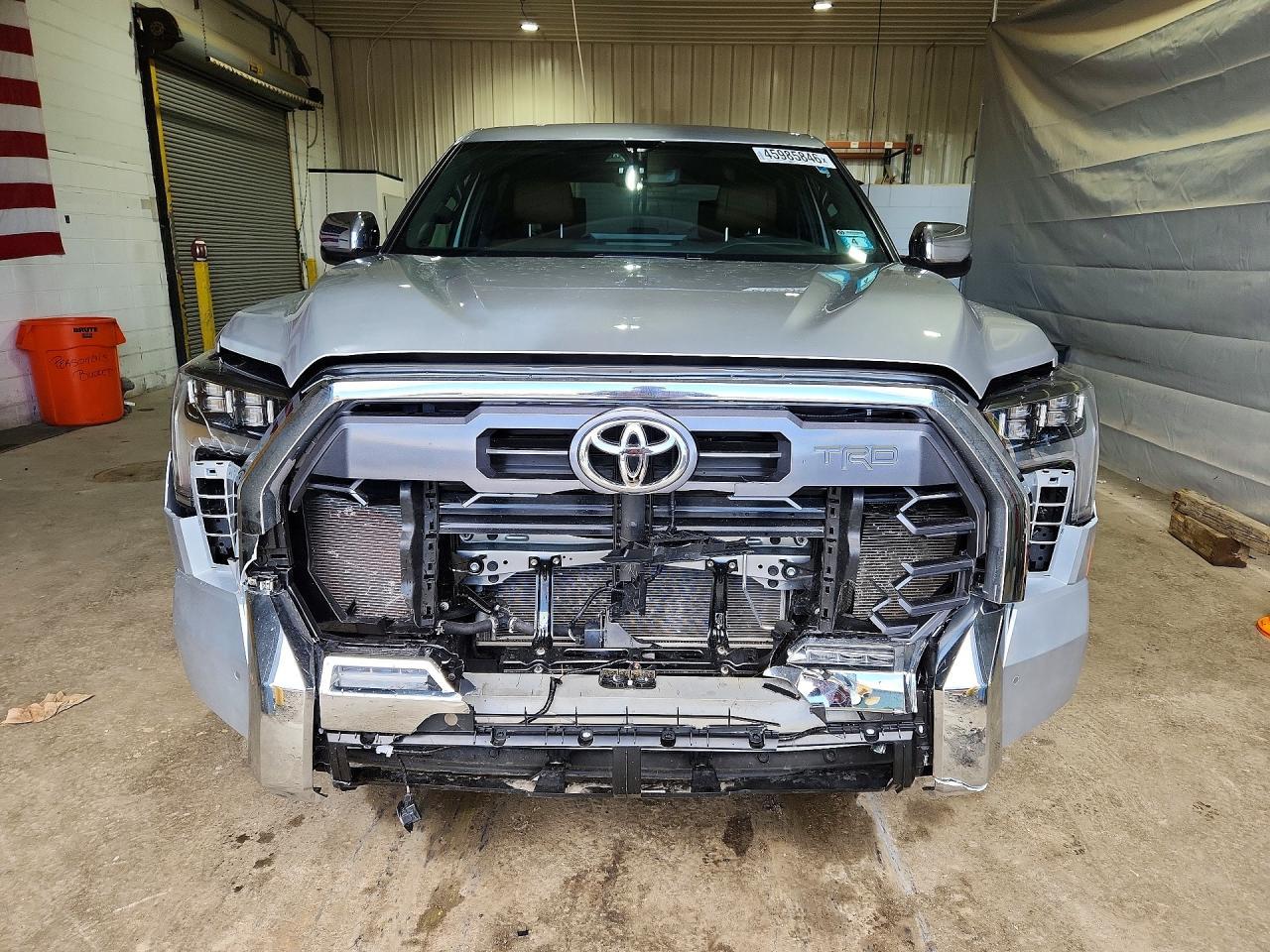 2025 Toyota Tundra 1794 Edition - Image 5