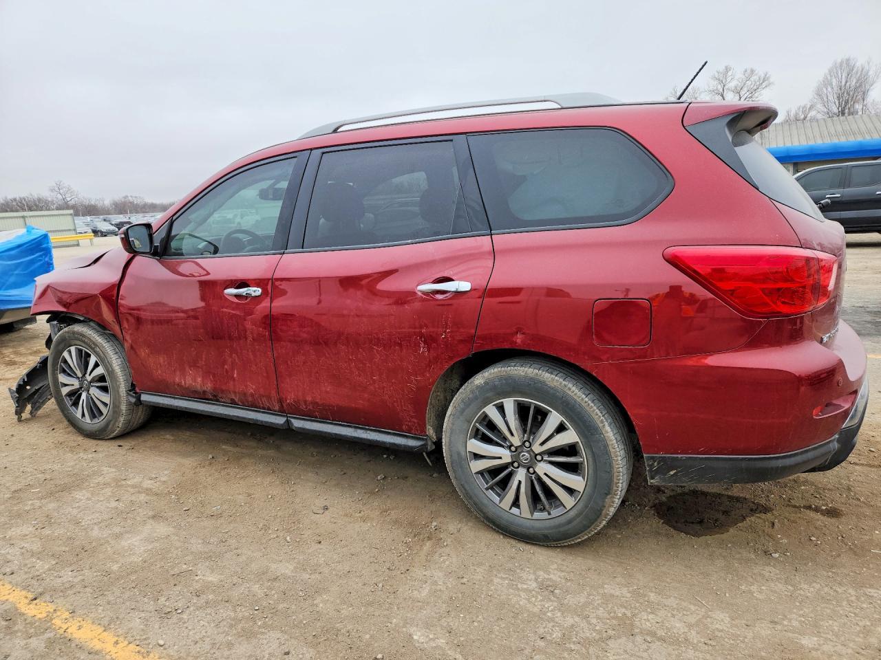 2018 Nissan Pathfinder Sv - Фото 2