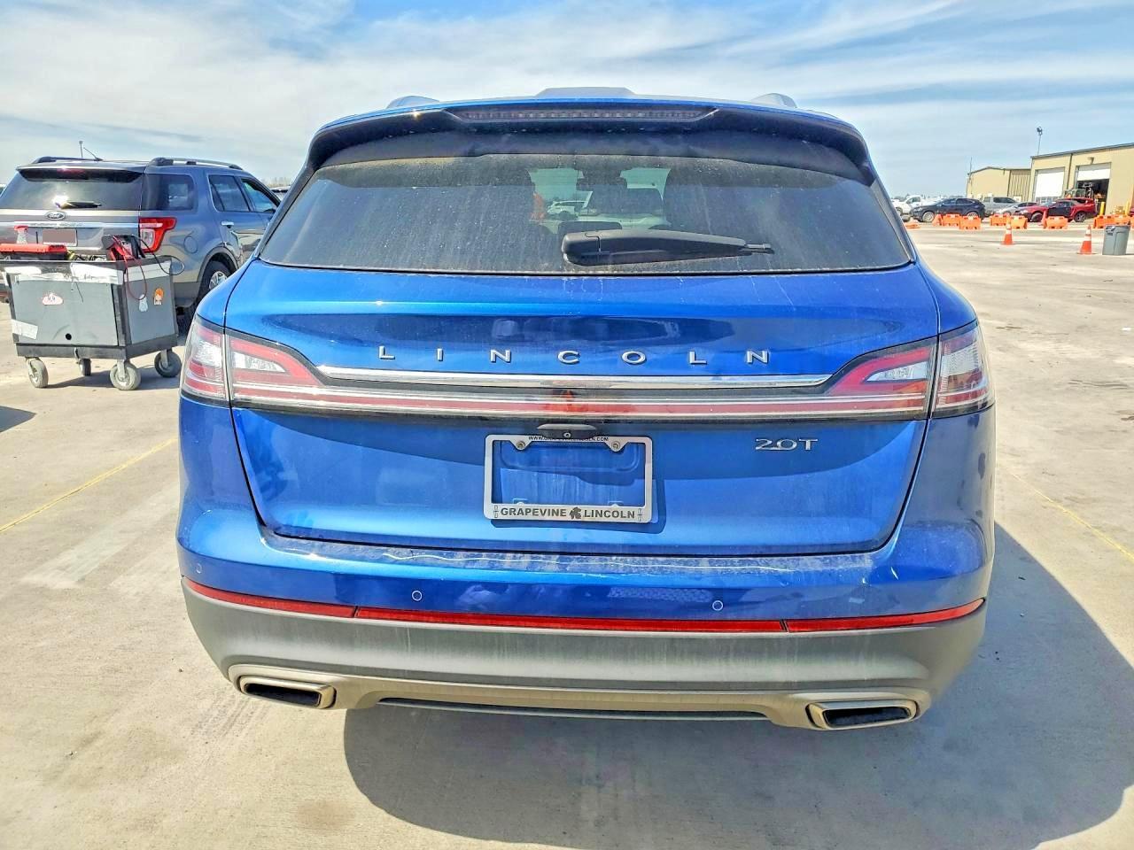 2020 Lincoln Nautilus - Image 6