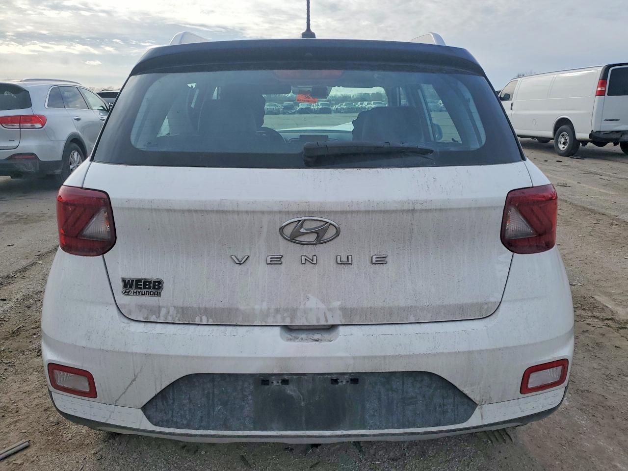 2024 Hyundai Venue Limited - Фото 6