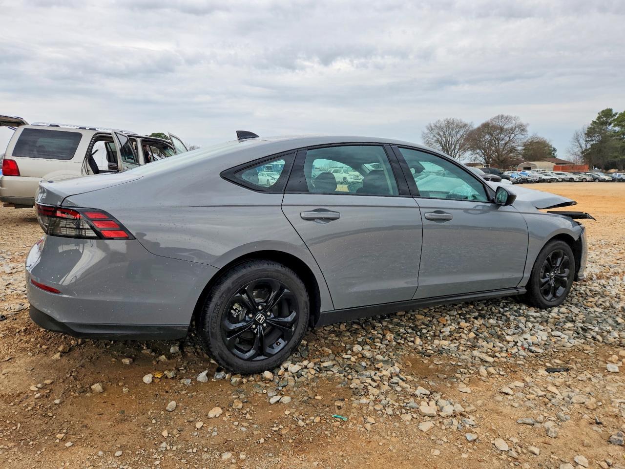 2025 Honda Accord Se - Фото 3