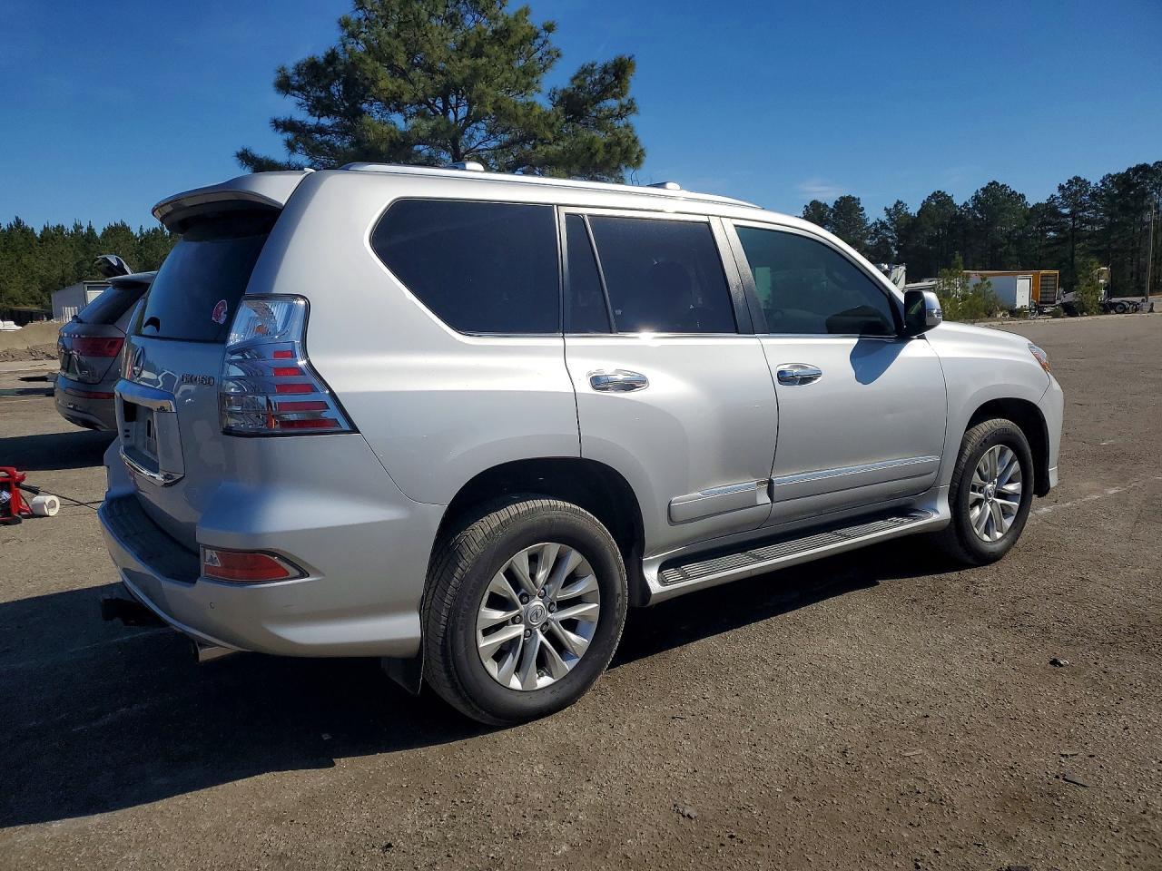 2014 Lexus Gx 460 Base - Фото 3