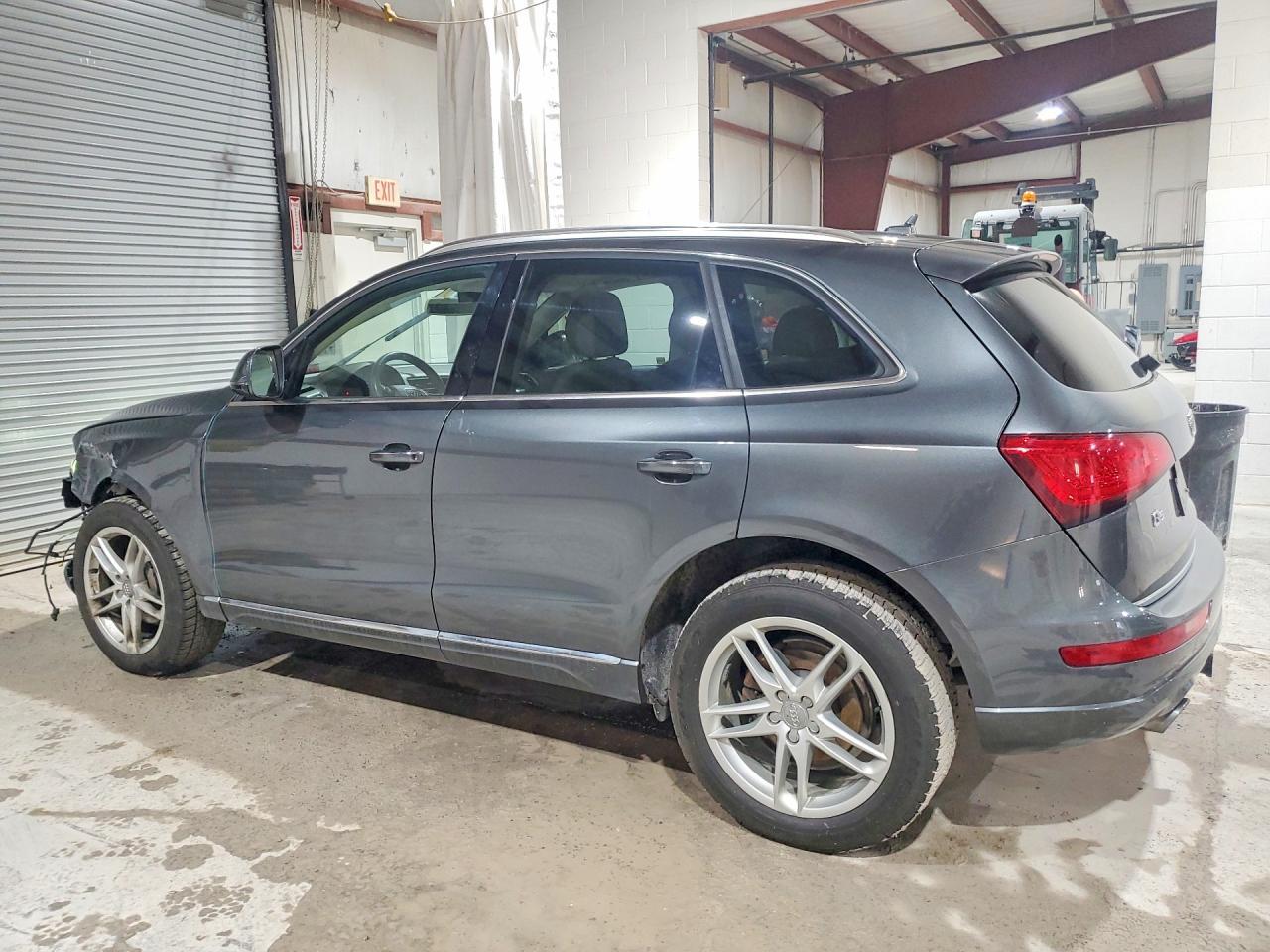 2017 Audi Q5 Premium - Image 2