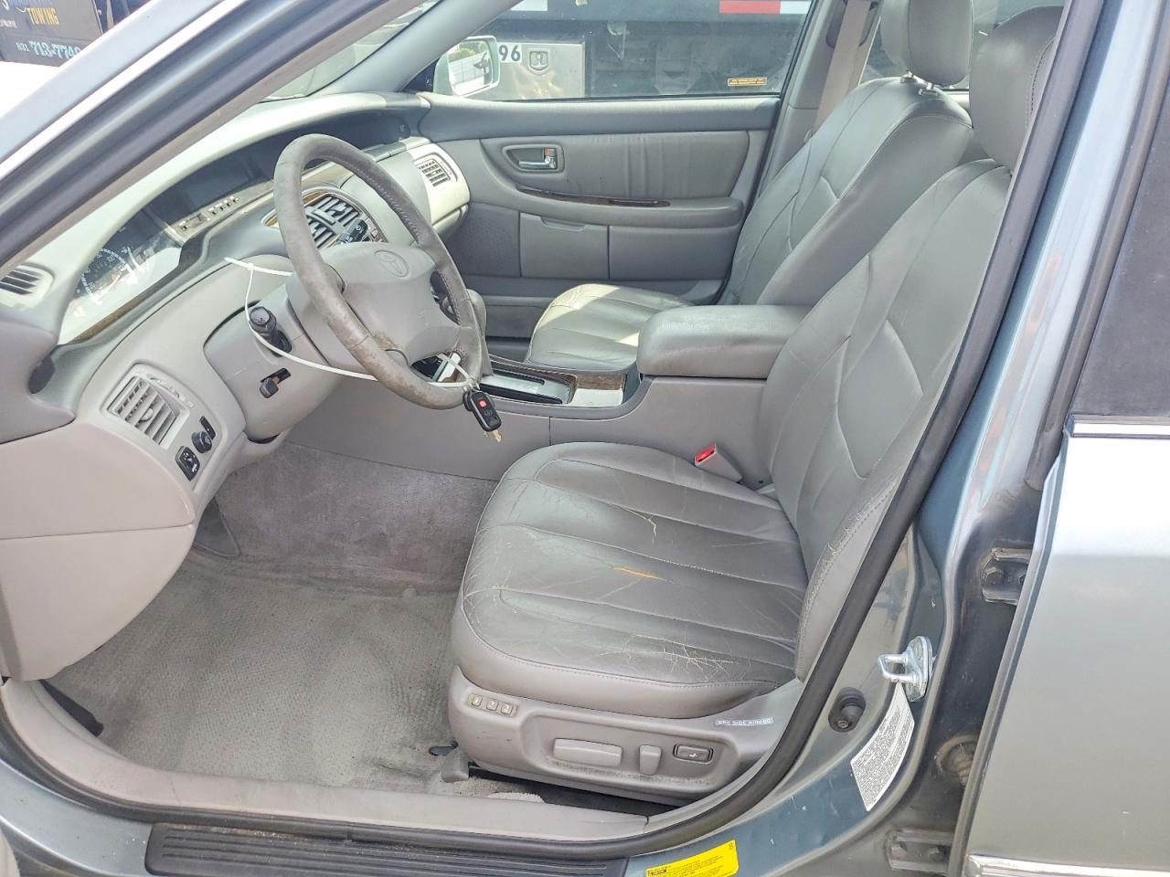 2001 Toyota Avalon Xls - Image 7
