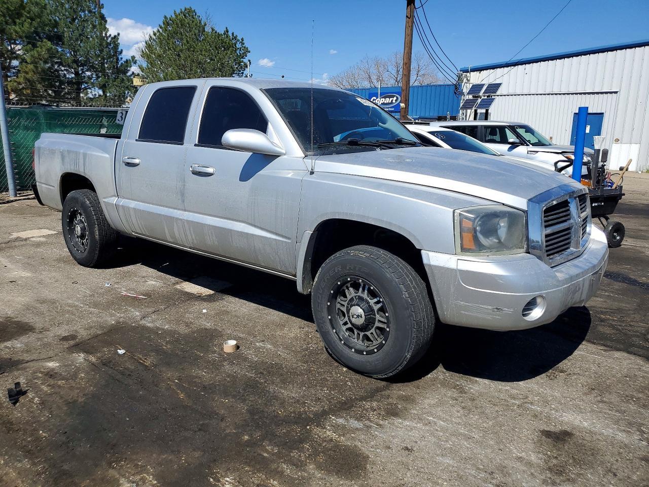 2006 Dodge Dakota Quad - Фото 4
