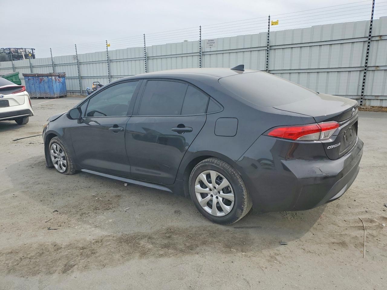 2020 Toyota Corolla Le - Image 2