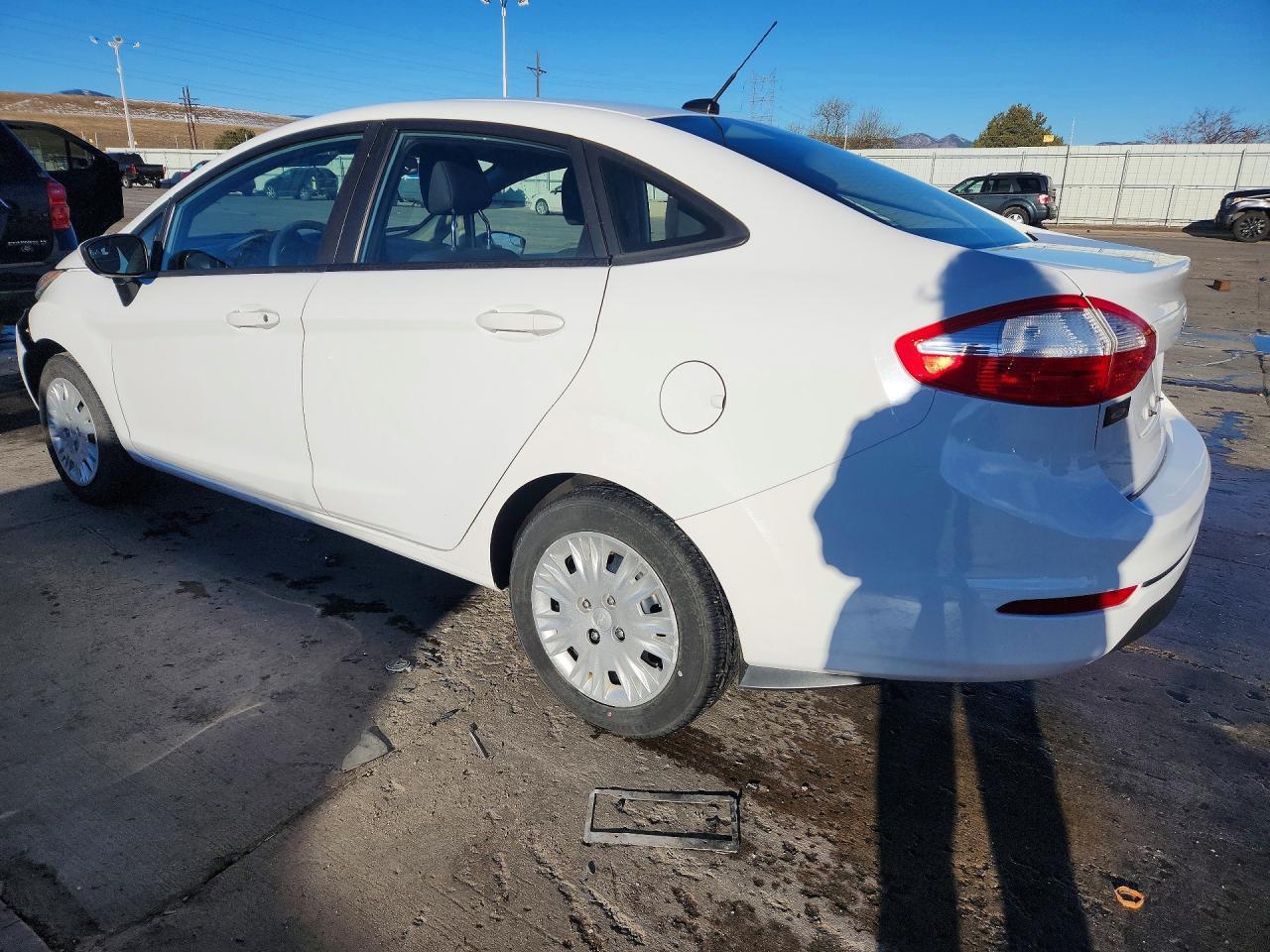 2018 Ford Fiesta S - Image 2