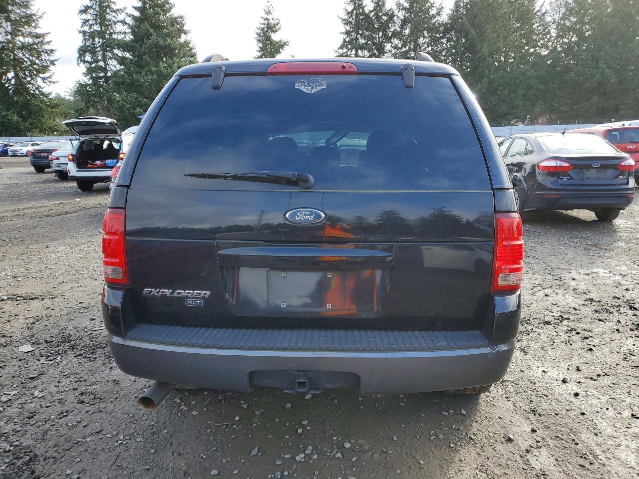 2004 Ford Explorer Xlt - Image 6
