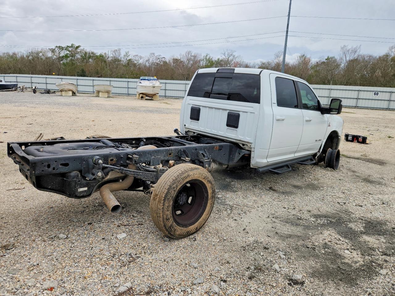 2024 Ram 3500 Cab & Chassis L - Image 3