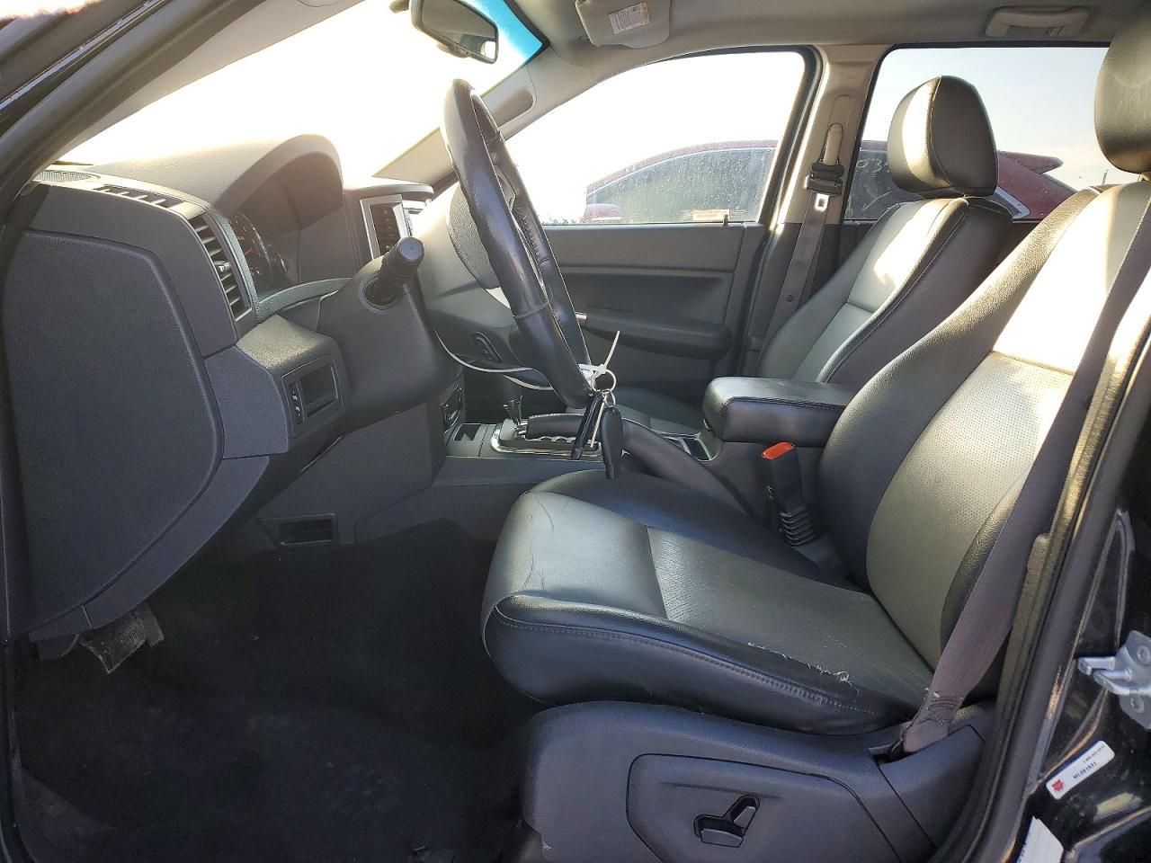 2008 Jeep Grand Cherokee Laredo - Image 7