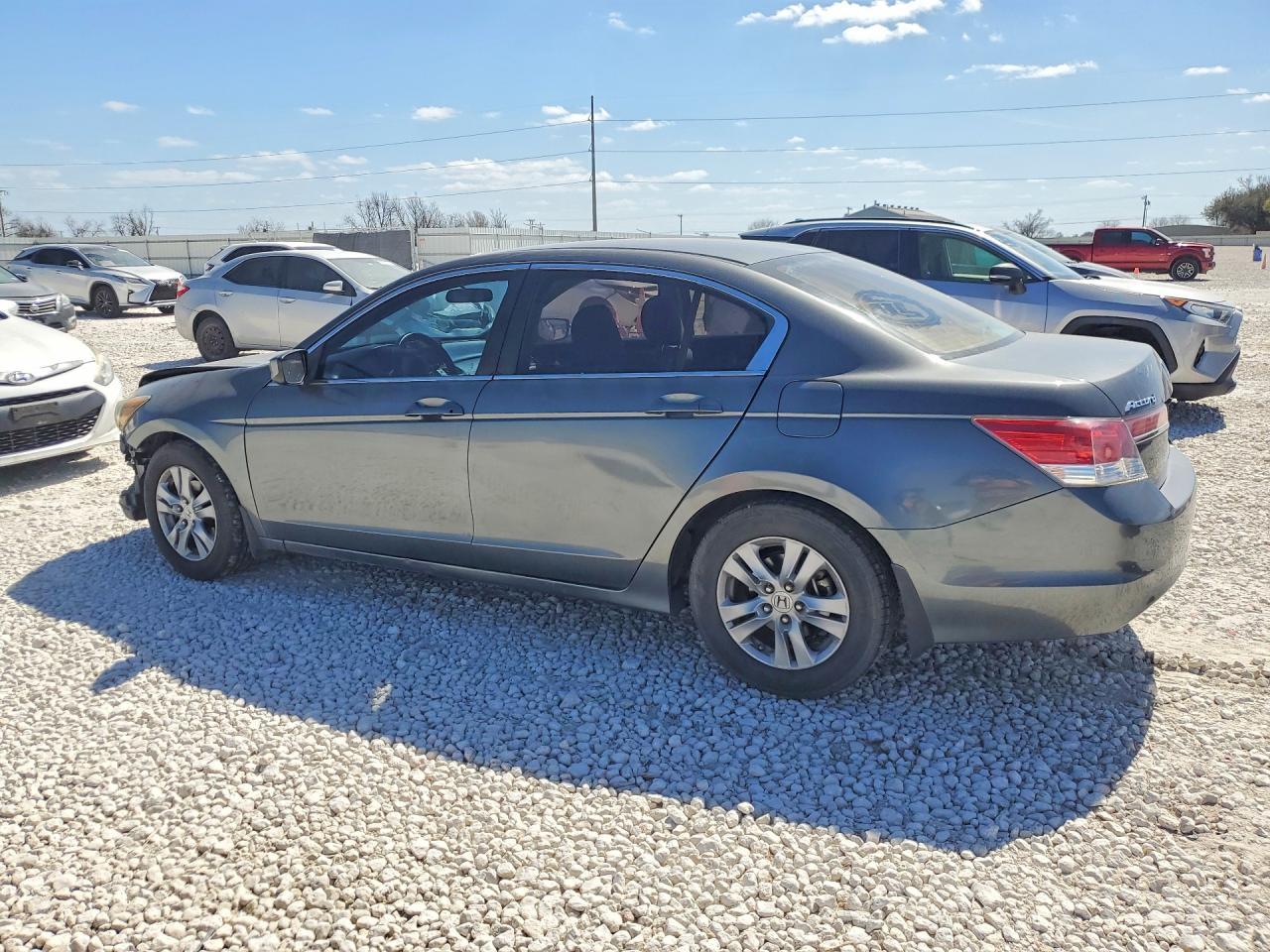 2011 Honda Accord Lxp - Image 2