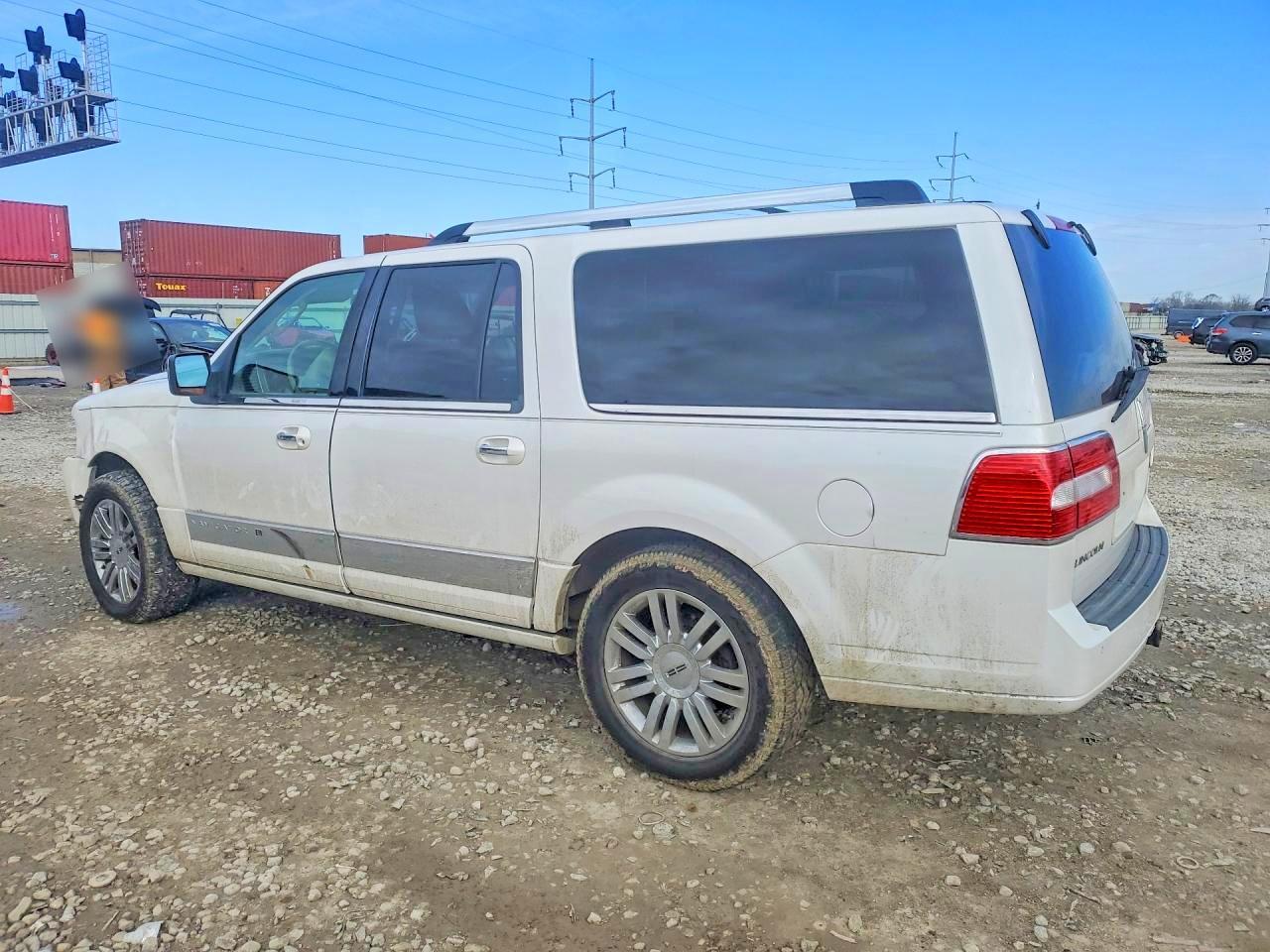 2010 Lincoln Navigator L - Фото 2