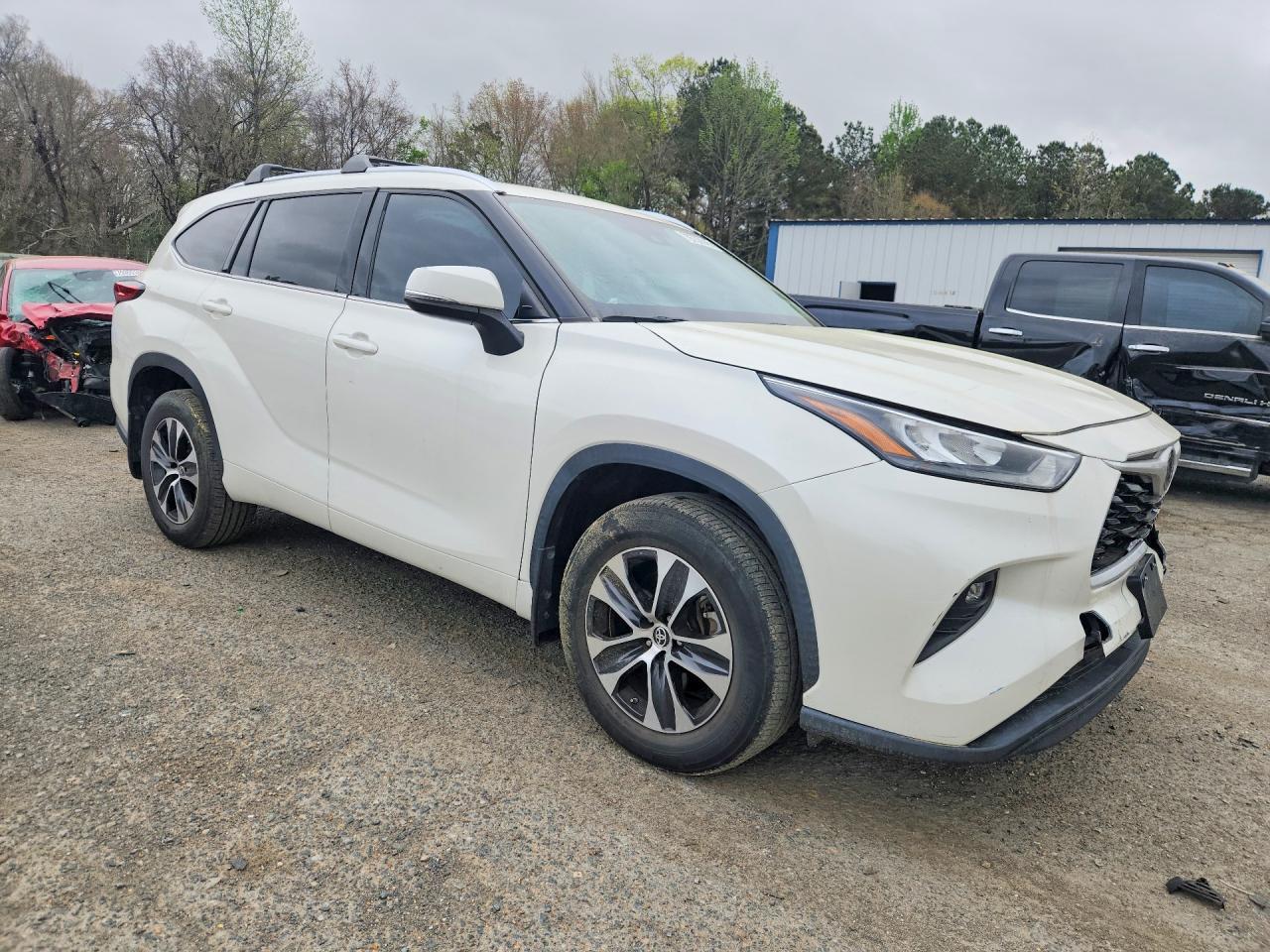 2020 Toyota Highlander Xle - Image 4