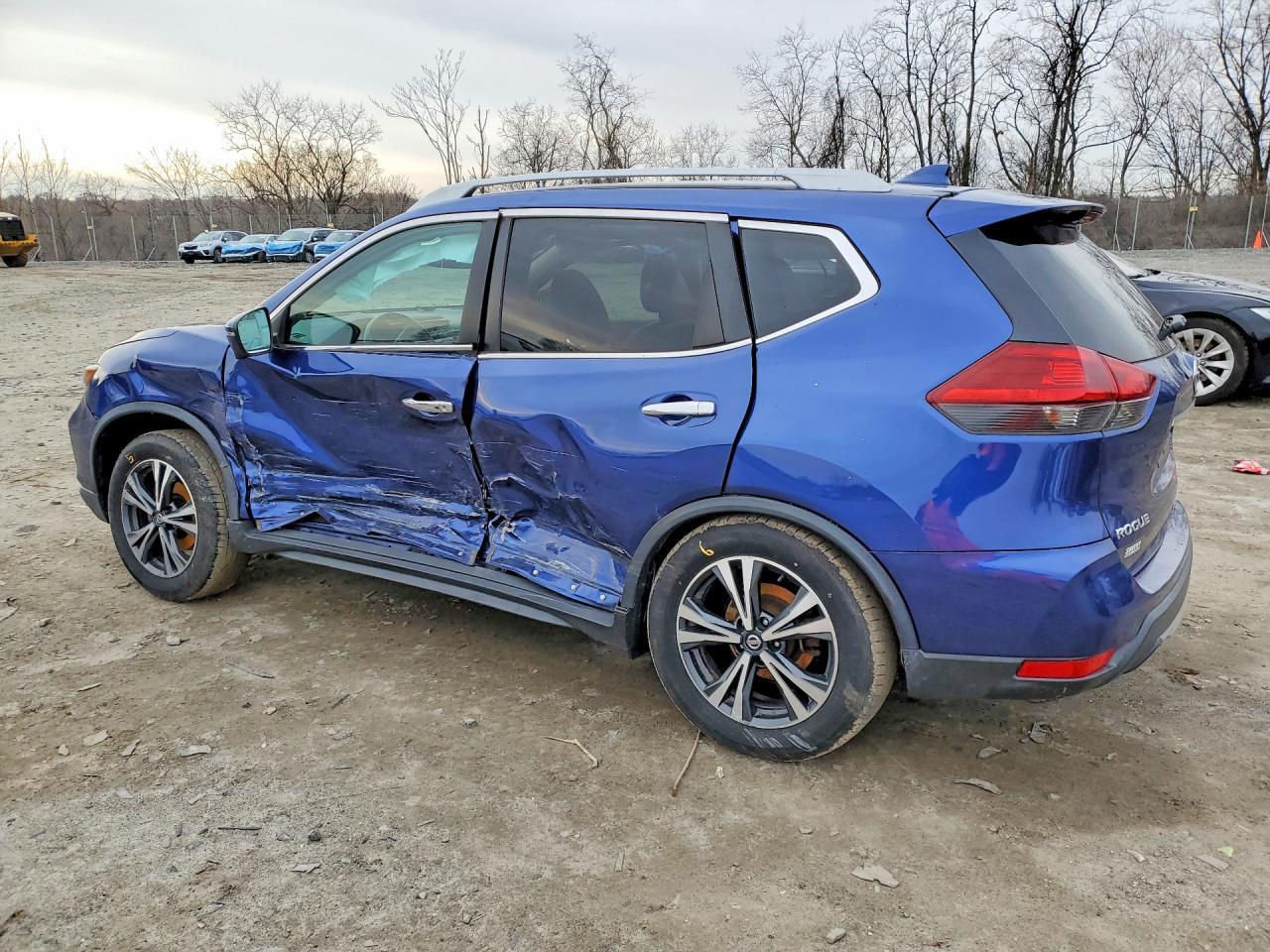 2018 Nissan Rogue Sl - Image 2