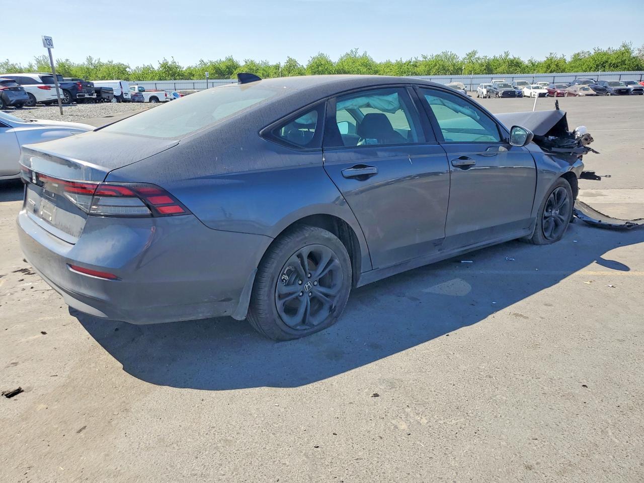 2025 Honda Accord Se - Image 3