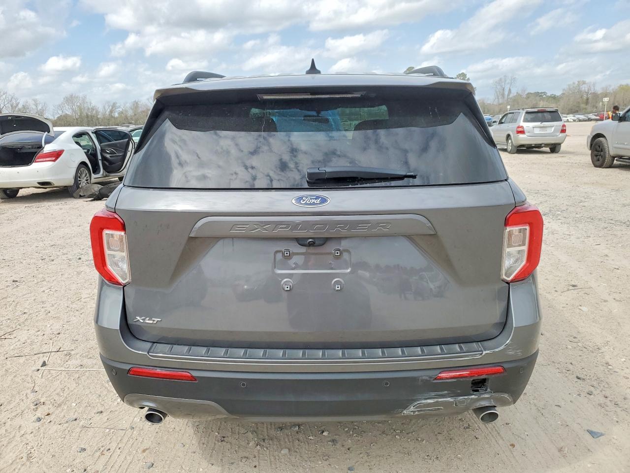 2024 Ford Explorer Xlt - Image 6