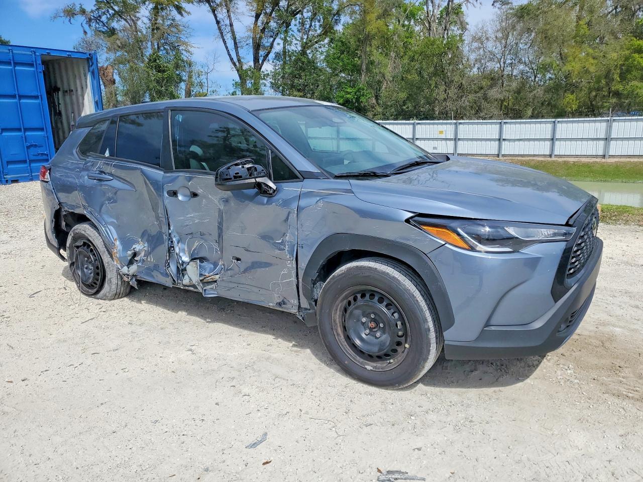 2024 Toyota Corolla Cross L - Image 4