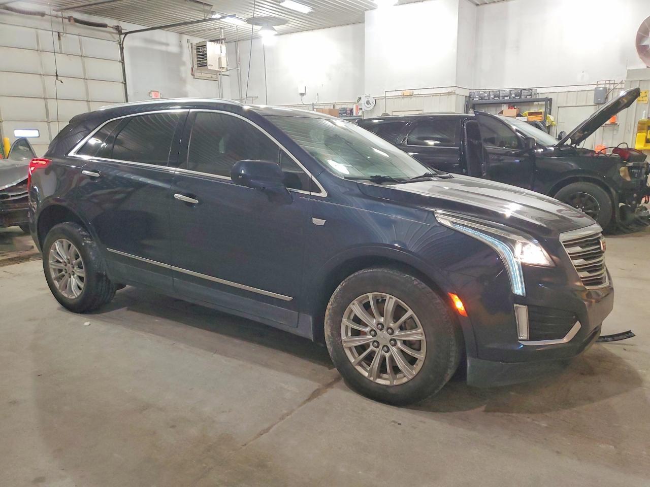 2017 Cadillac Xt5 - Image 4