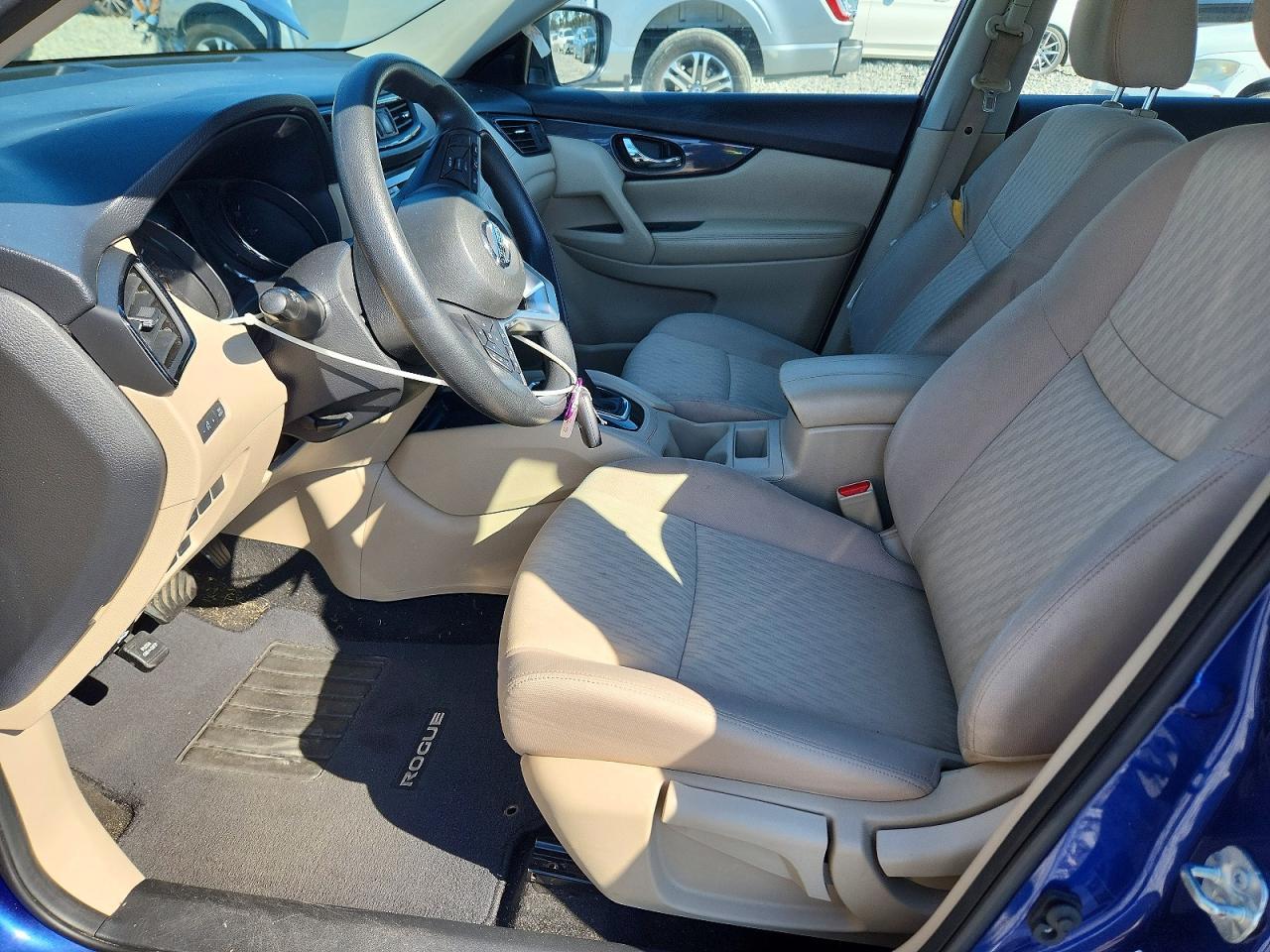 2017 Nissan Rogue S - Image 7