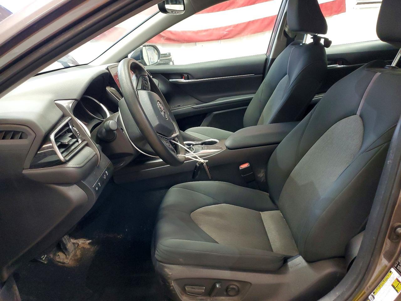 2024 Toyota Camry Le - Image 7
