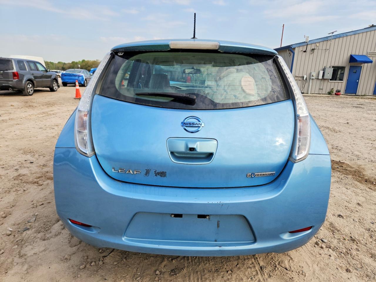 2015 Nissan Leaf Sv - Фото 6