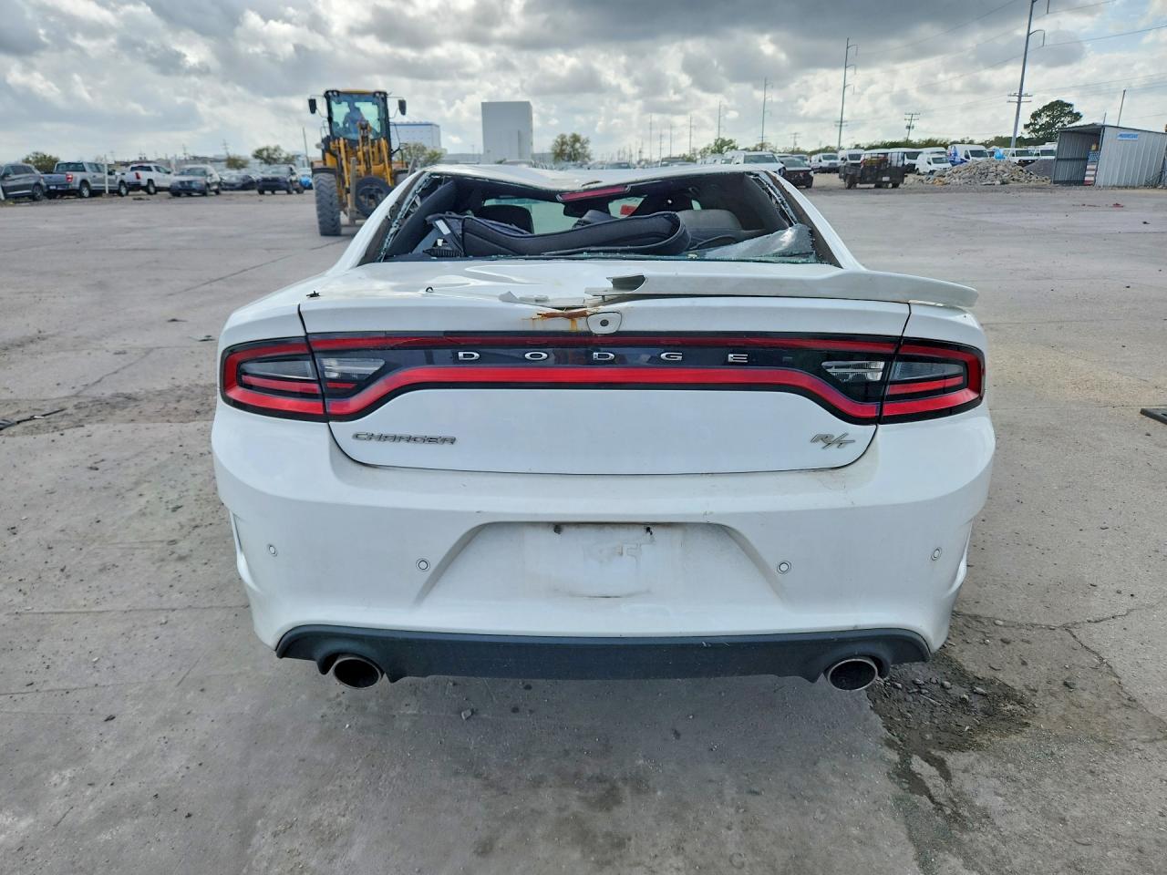 2019 Dodge Charger R - Image 6
