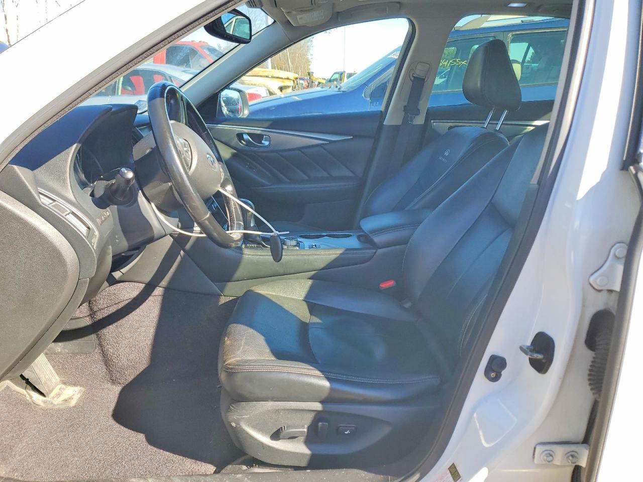 2014 Infiniti Q50 Premium - Image 7