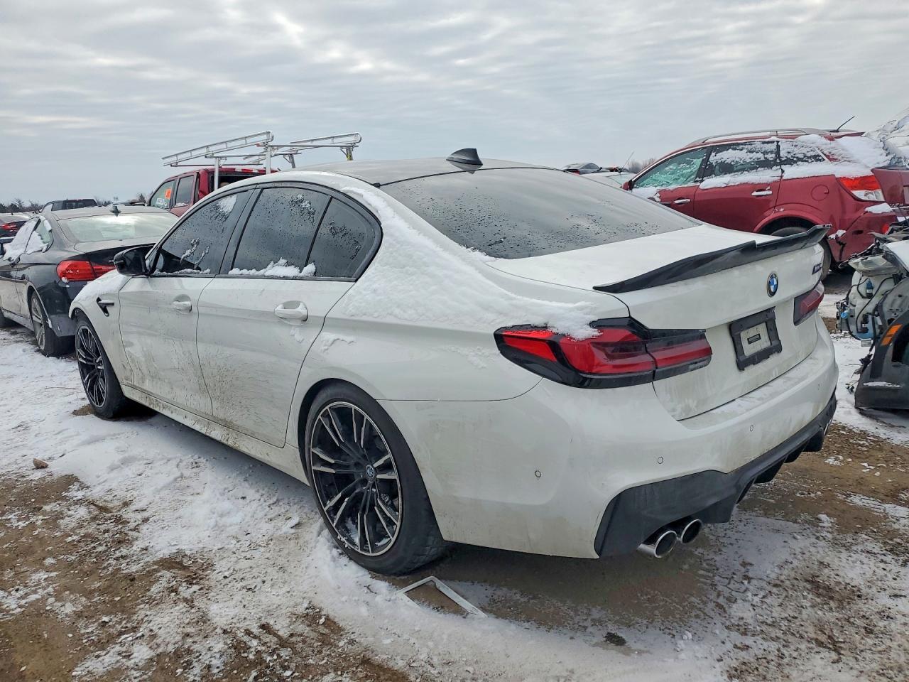 2019 BMW M5 - Фото 2